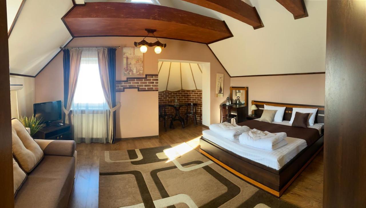Hotel Старий Янів Ivano-Frankovo Exteriér fotografie